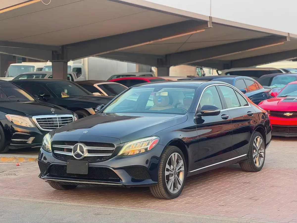 مرسيدس C300 مواصفات أمريكية فل اوبشن بحالة جيدة-2-2
