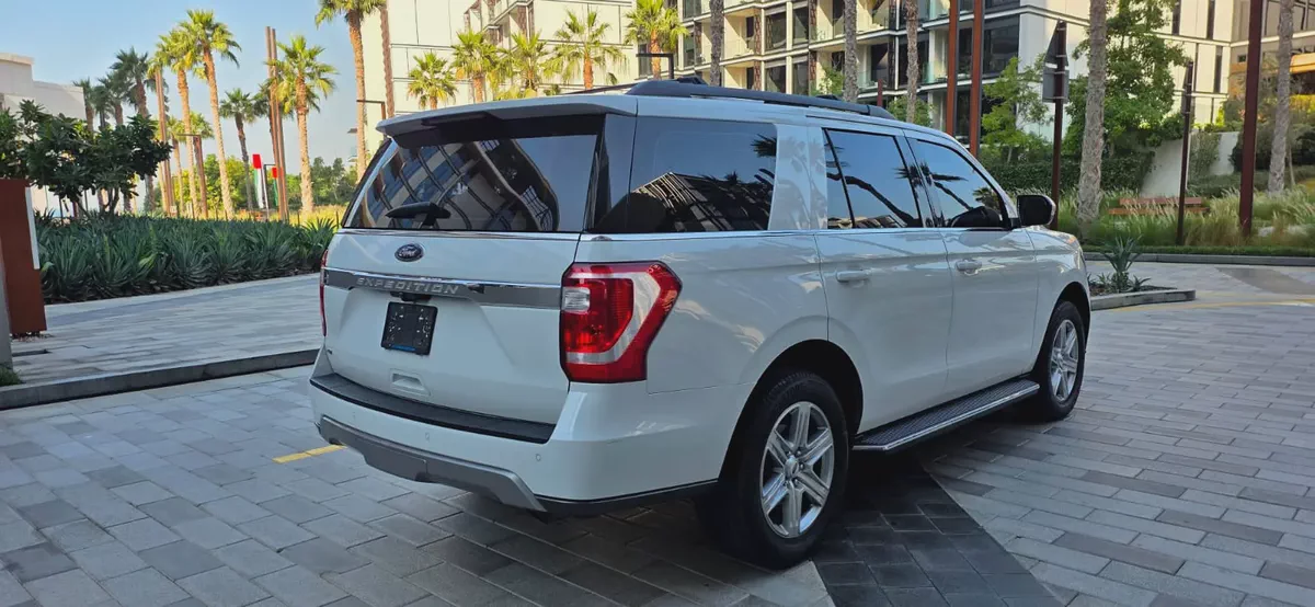 2021-Ford Expedition XLT-Panoramic Roof-Leather Seats-Under Warranty-Bank Finance Available-6-6