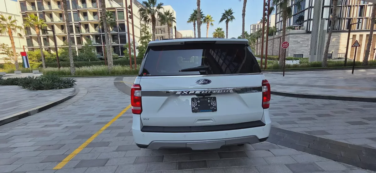 2021-Ford Expedition XLT-Panoramic Roof-Leather Seats-Under Warranty-Bank Finance Available-7-7