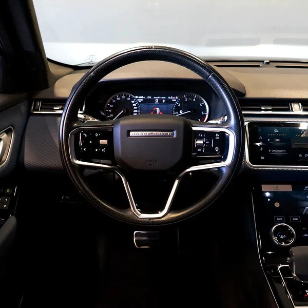 AED 3,161 pm • 0% Downpayment • Velar R-Dynamic • 1 Year Warranty • Full Service History