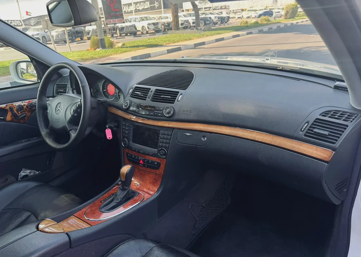 BENZ E240 | V6 | CLEAN CAR FRESH JAPAN IMPORT-13-13