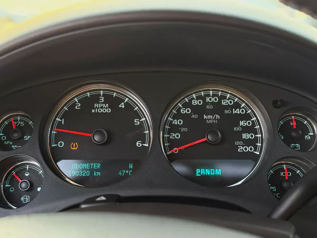GMC Yukon XL Denali 2009 | GCC Specs | Original Paint-12-12