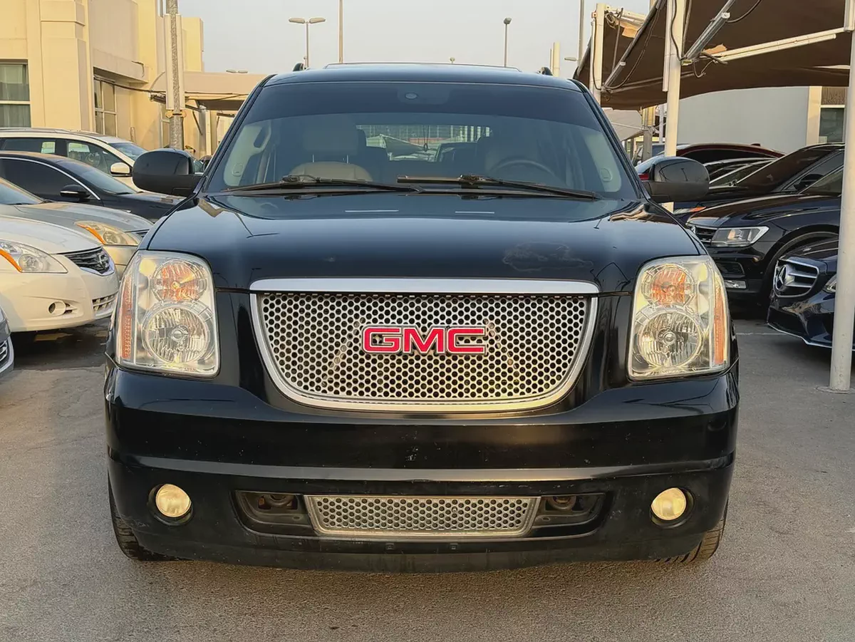 GMC Yukon XL Denali 2009 | GCC Specs | Original Paint-1-1