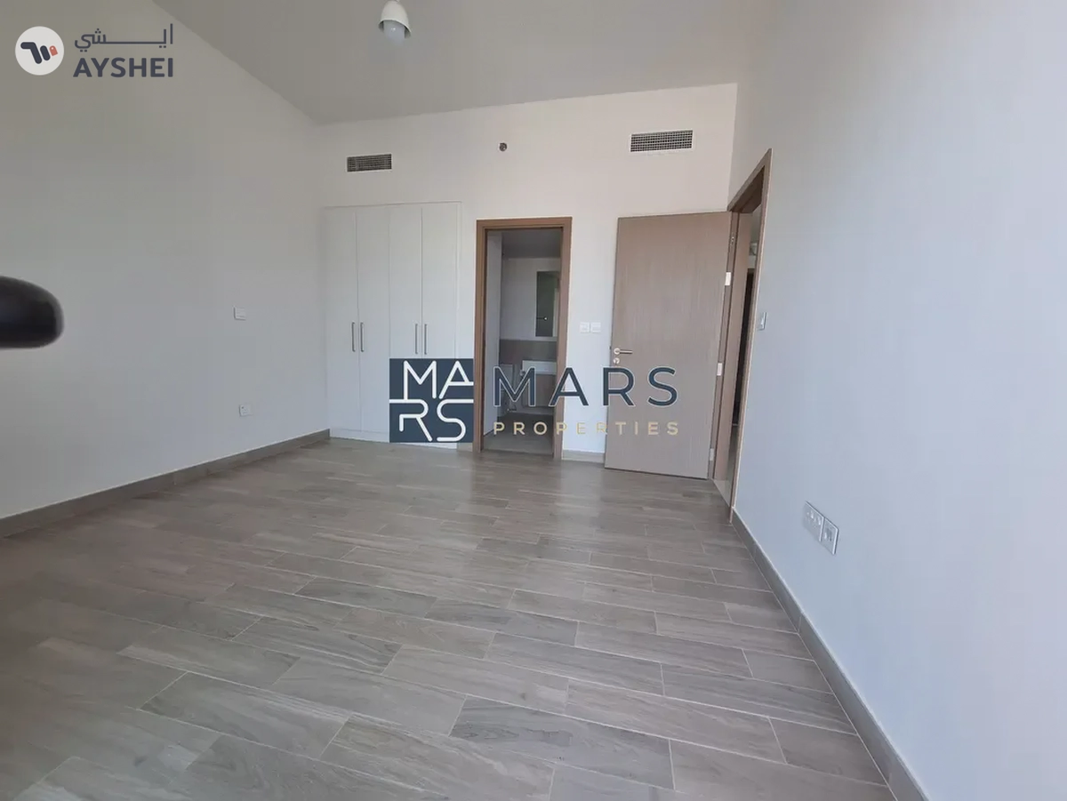 The best 1BHK Apartment, Big Balcony, Free Parking-7-7