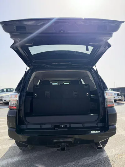 Toyota 4Runner  2022 Toyota 4Runner Full Option+ 4.0L V6 - AWD 4x4 With Radar & Push Start - Sunroof-6