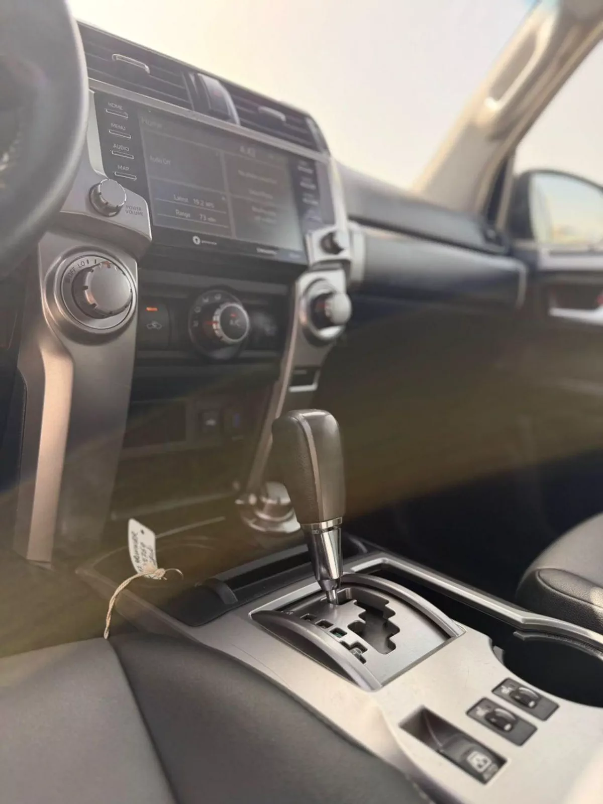 Toyota 4Runner  2022 Toyota 4Runner Full Option+ 4.0L V6 - AWD 4x4 With Radar & Push Start - Sunroof-18-0