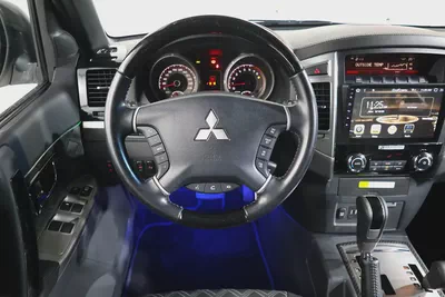 Mitsubishi Pajero Signature Edition 3.8 GLS 2020 | GCC Specs | Pristine Condition-10