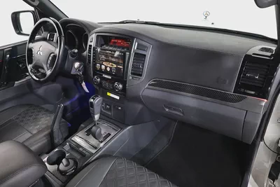 Mitsubishi Pajero Signature Edition 3.8 GLS 2020 | GCC Specs | Pristine Condition-12
