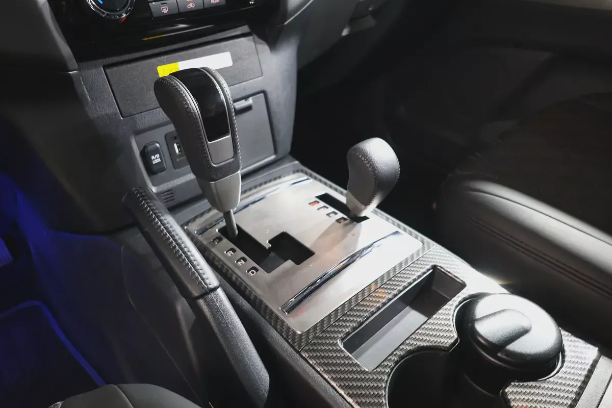 Mitsubishi Pajero Signature Edition 3.8 GLS 2020 | GCC Specs | Pristine Condition-13-13