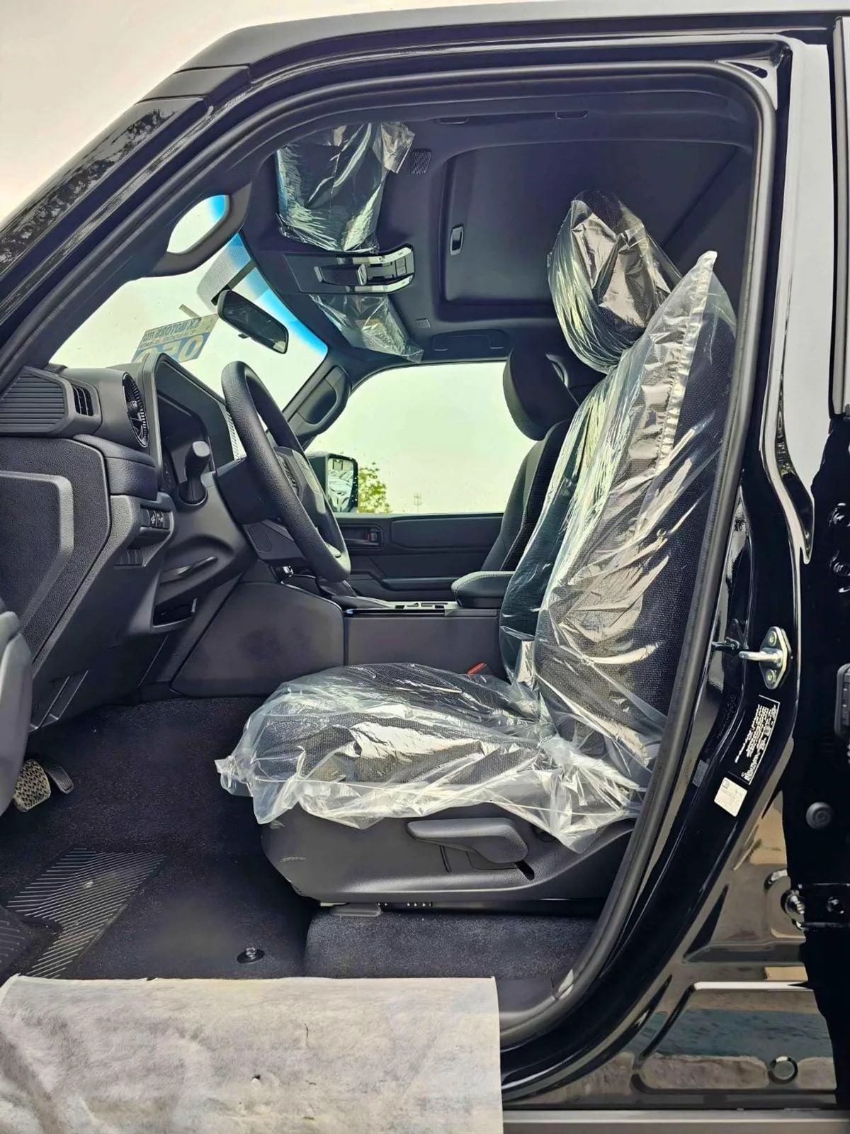 Toyota Prado TXR ALL ROUNDER TURBO || 2.8L DIESEL V4 / DIFFLOCK / SUNROOF / COOL BOX (CODE # P28AR2)-9-0