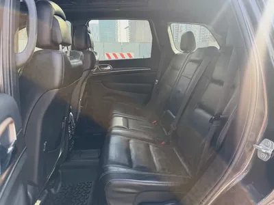 2017 Jeep Grand Cherokee Limited 5.7L V8 | GCC Specs | Excellent Condition-11