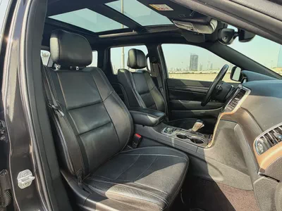 2017 Jeep Grand Cherokee Limited 5.7L V8 | GCC Specs | Excellent Condition-6