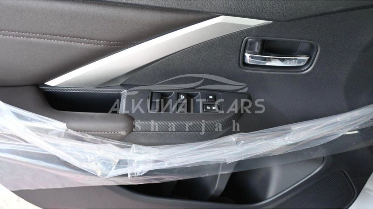 Mitsubishi Xpander MITSUBISHI XPANDER 1.5L PETROL AT-12-0