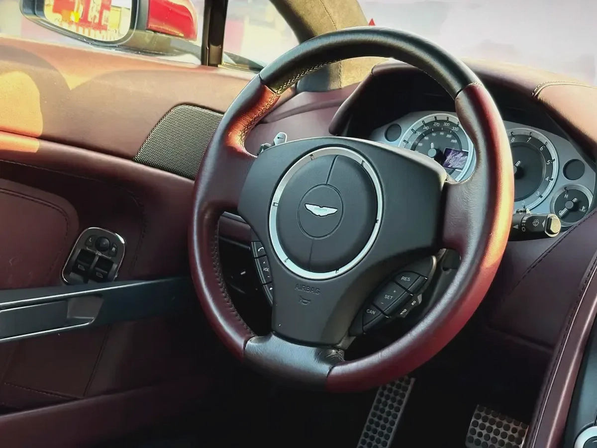 ASTON MARTIN VANTAGE | 4.7L V8 | 2009 | GCC SPECS-3-3