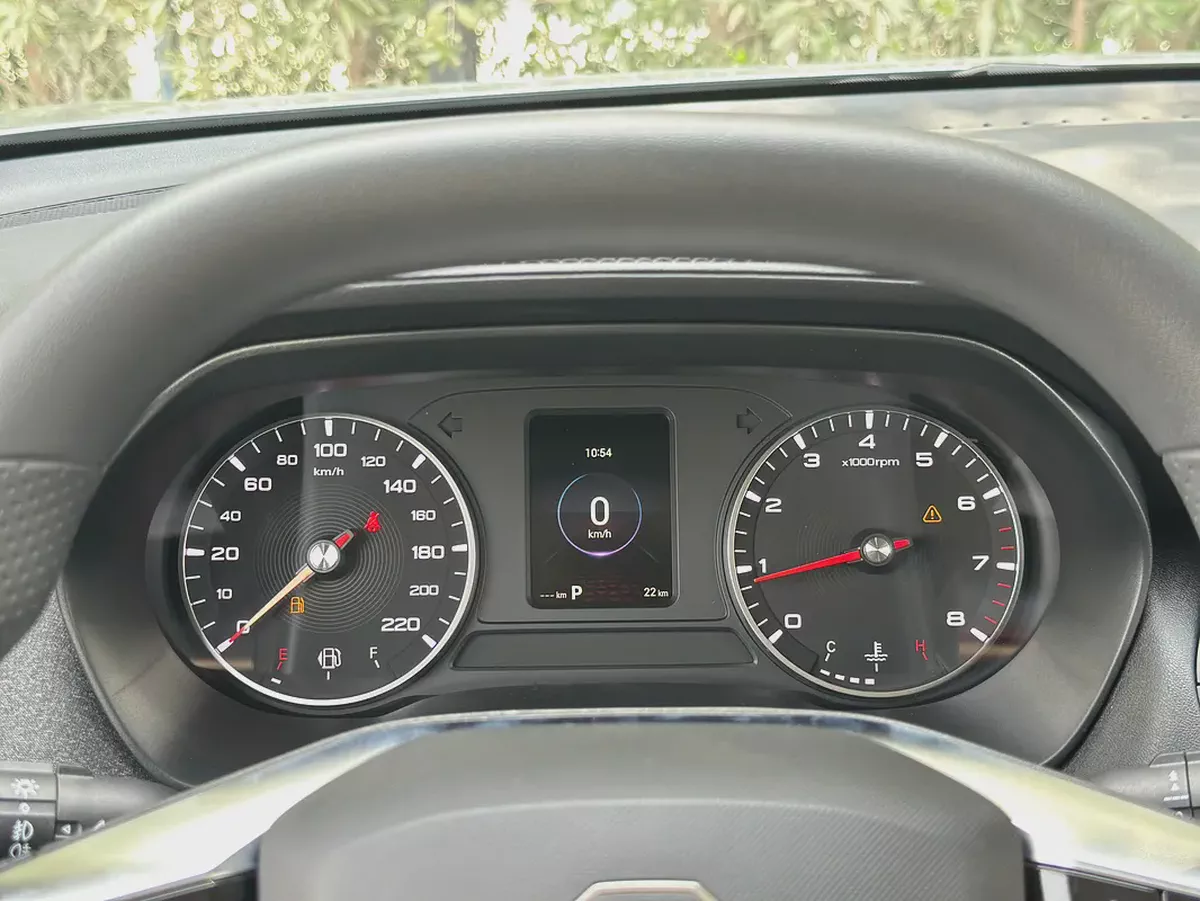 MG ZS 2026 Standard | GCC Specs | Reliable Compact SUV-18-18