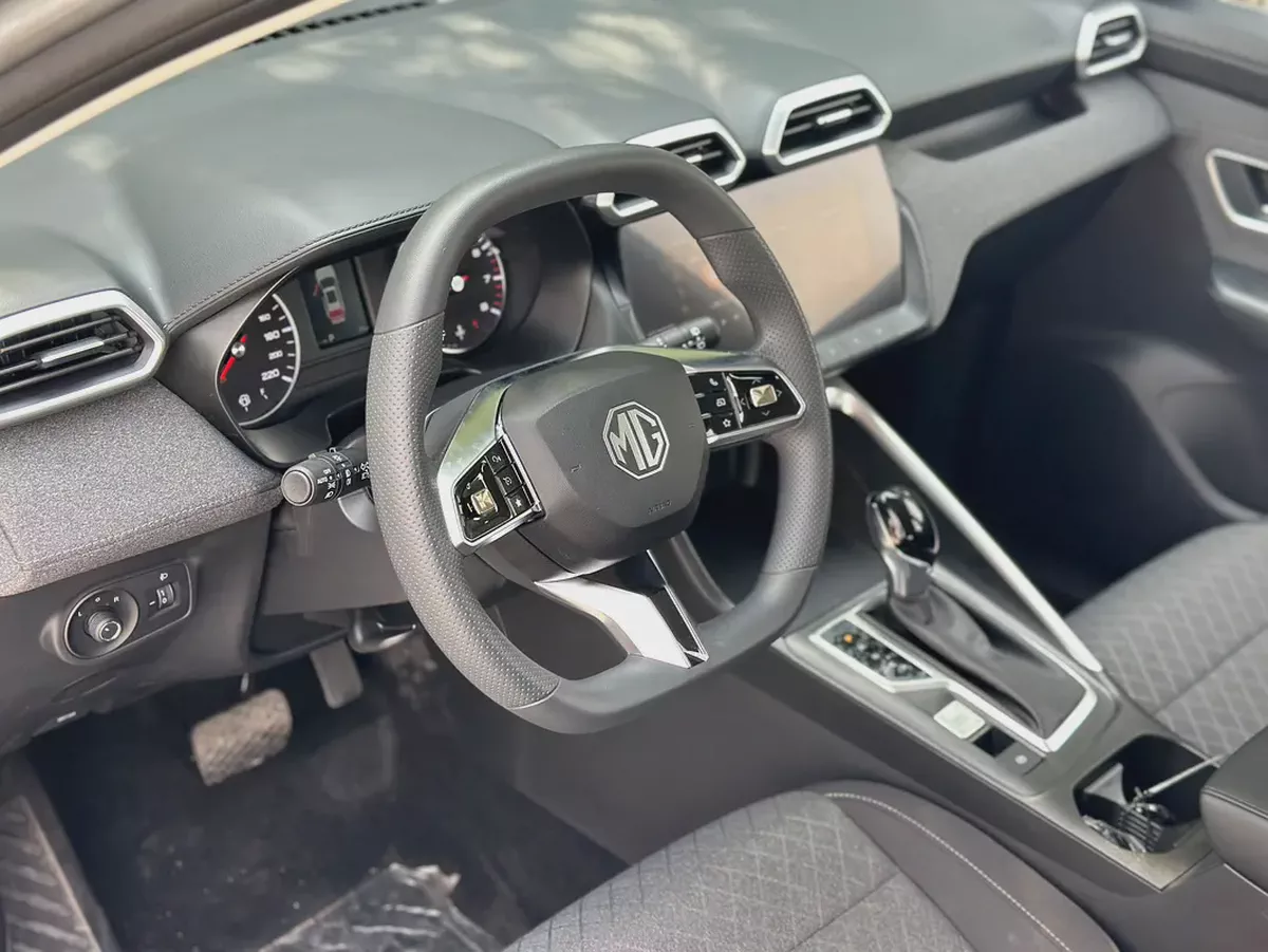 MG ZS 2026 Standard | GCC Specs | Reliable Compact SUV-19-19