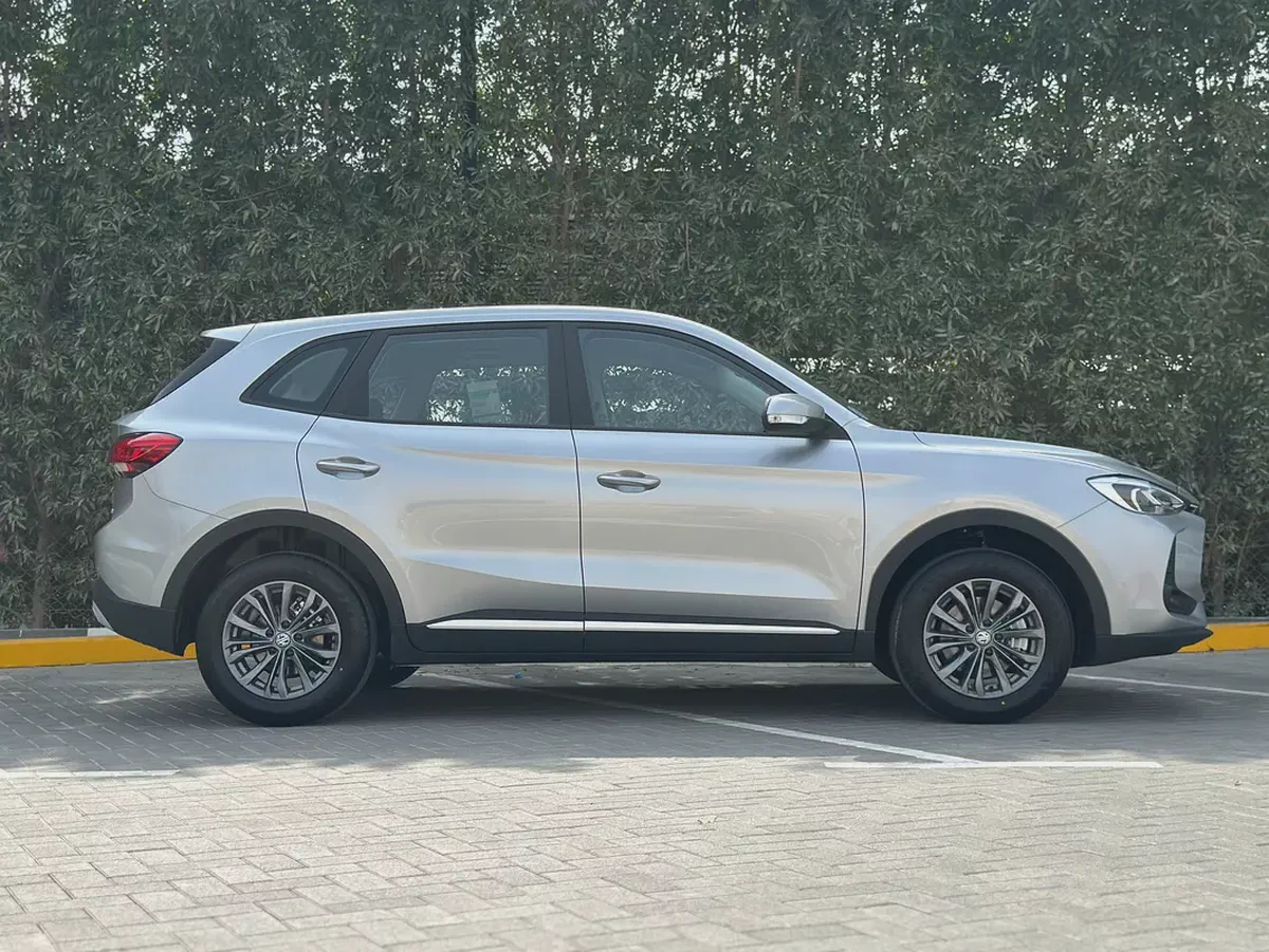MG ZS 2026 Standard | GCC Specs | Reliable Compact SUV-3-3