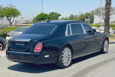 2019 Rolls-Royce Phantom Extended Wheelbase – GCC Specs, Immaculate Condition-4