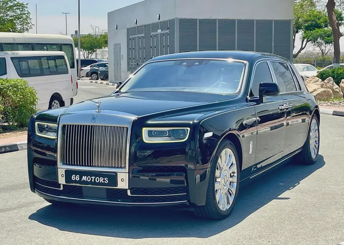 2019 Rolls-Royce Phantom Extended Wheelbase – GCC Specs, Immaculate Condition-1-1