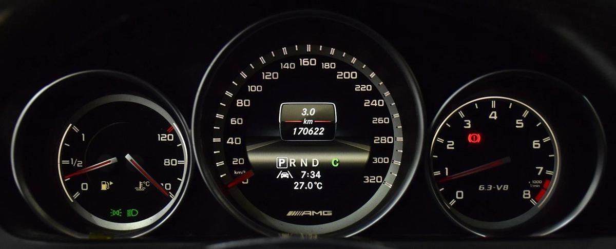 Mercedes Benz C63 AMG ( 2013 Model ) in Black Color GCC Specs-7-7