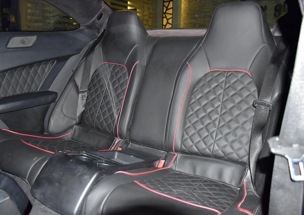 Mercedes Benz C63 AMG ( 2013 Model ) in Black Color GCC Specs