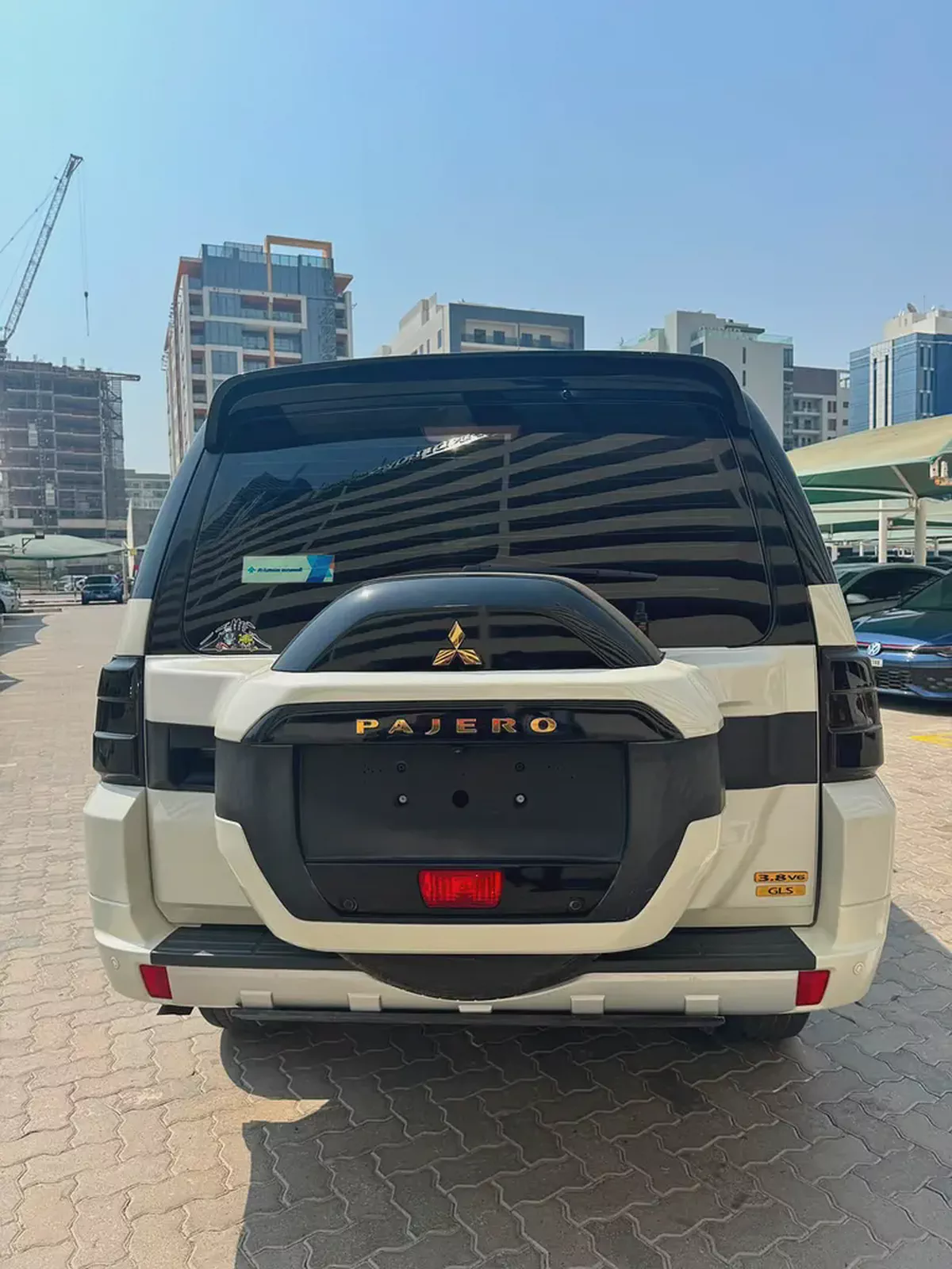 Mitsubishi Pajero GCC Without Bank Pay 19k remaining easy emi | Well Maintained-4-4