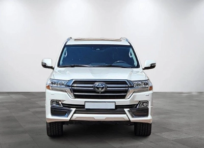 Toyota Land Cruiser VXR 5.7L 4WD VXR 5.7L-8CYL 4WD Grand Touring - Completely Agency Maintained-4