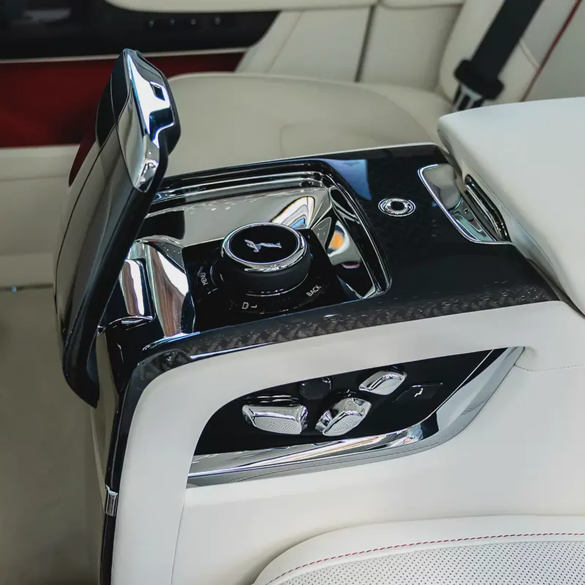 2025  ROLLS ROYCE CULLINAN BLACK BADGE ( BRAND NEW )-16-16