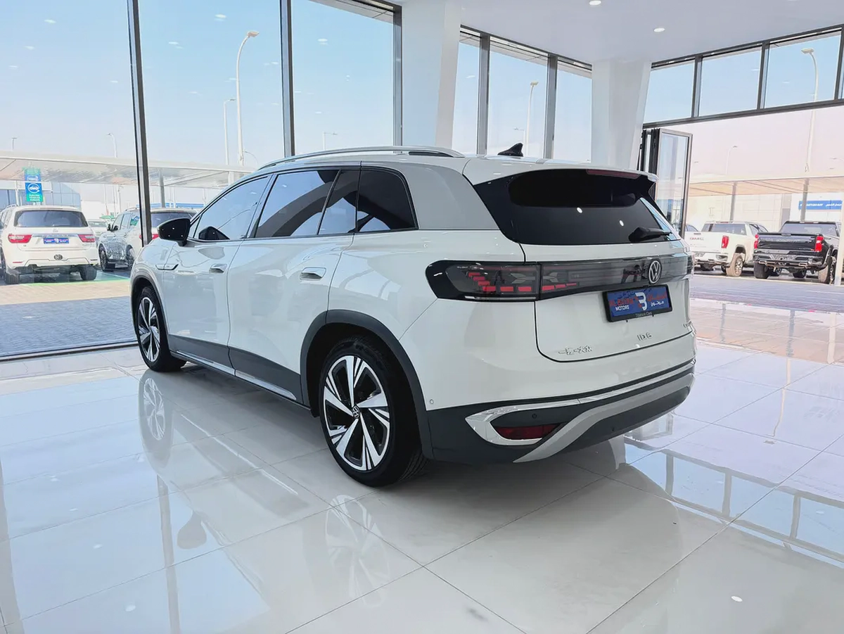 فولكسفاغن اي دي 6 كروز برو 2022 Volkswagen ID.6 Crozz Pro | Electric | 7-Seater | Panoramic Roof-3-3