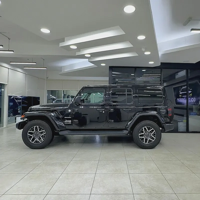 2024 Jeep Wrangler Sahara-3