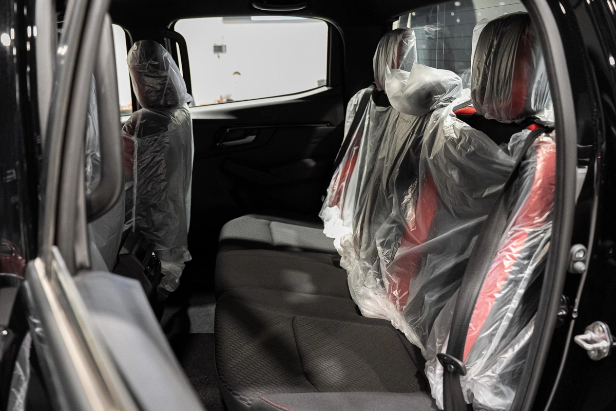 ISUZU D-MAX GT MANUAL-16-16