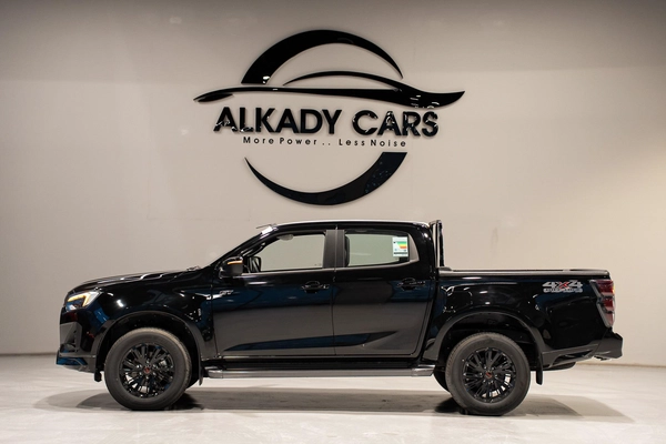 ISUZU D-MAX GT MANUAL