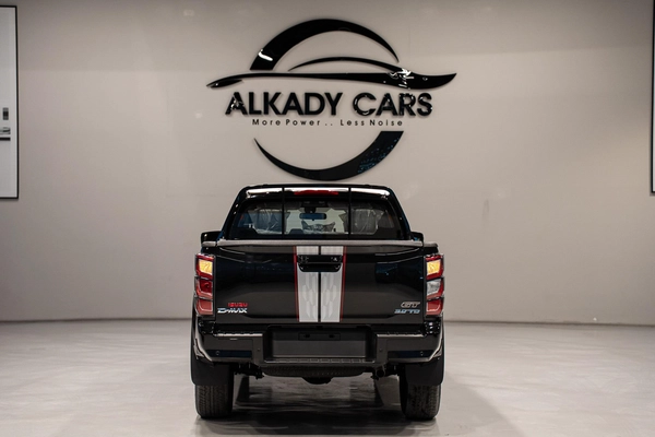 ISUZU D-MAX GT MANUAL