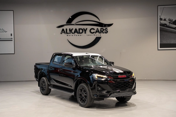 ISUZU D-MAX GT MANUAL