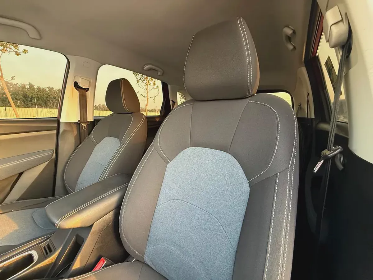 Chevrolet Captiva LT 2022 | GCC Specs | Low Mileage | Excellent Condition-13-13