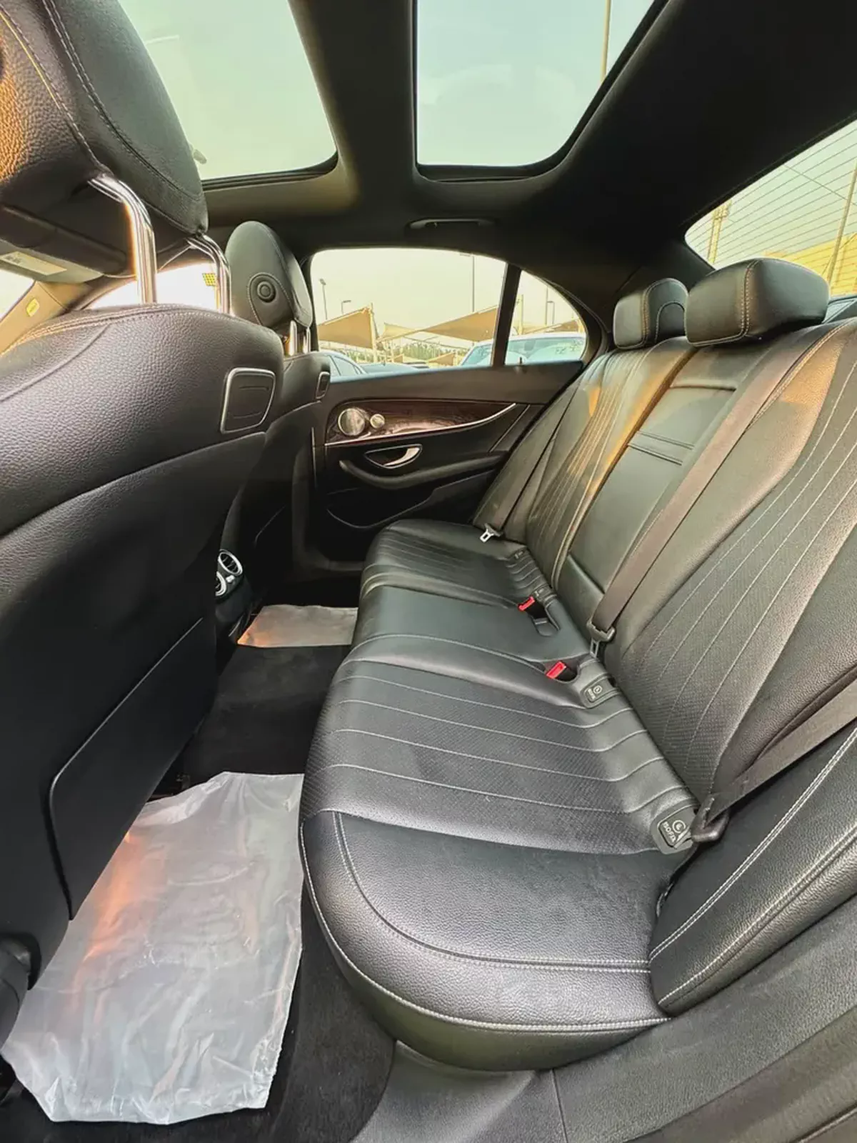Mercedes-Benz E 300 2019 | American Specs | Pristine Condition-9-9