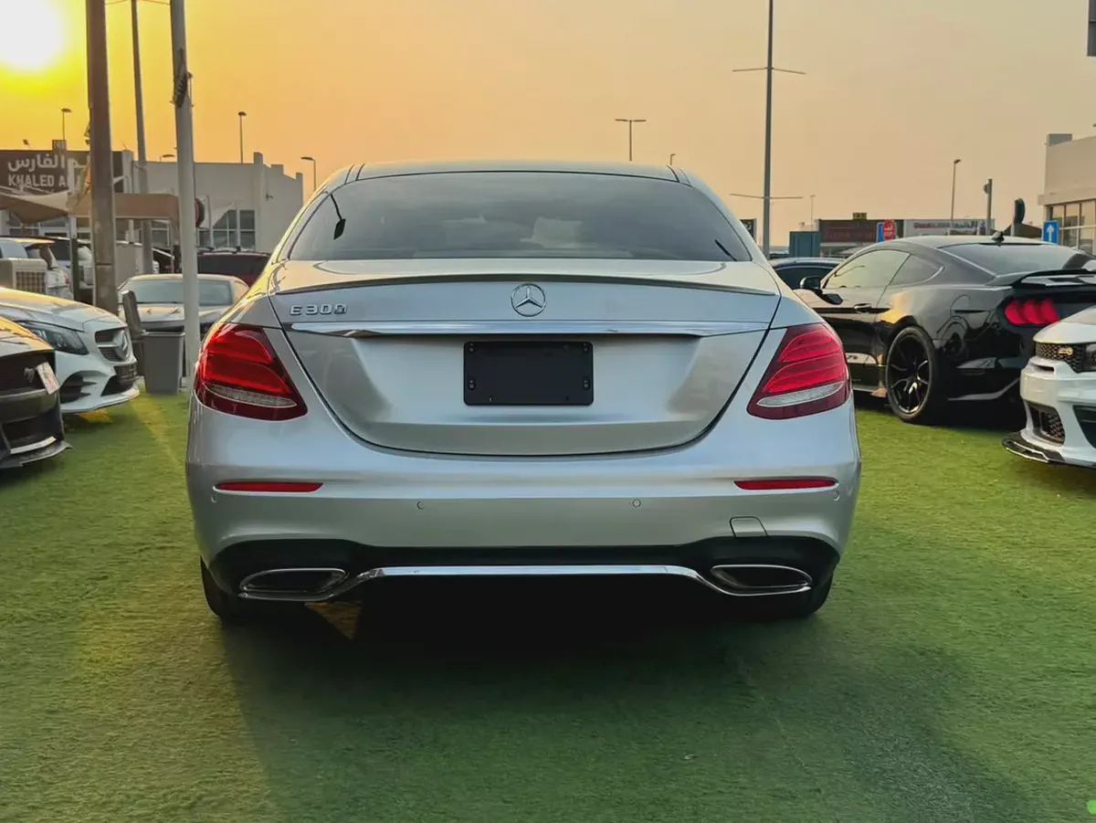 Mercedes-Benz E 300 2019 | American Specs | Pristine Condition-5-5