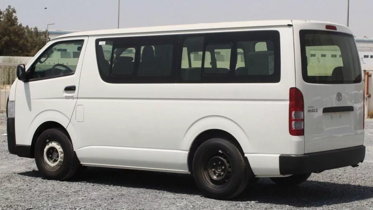 Toyota Hiace DLS - STD ROOF HIACE 2.5L STANER DIESEL 2025-5-0
