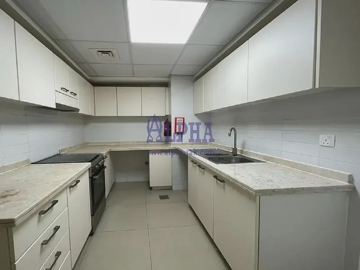 Beautiful View of Gulf Sea! 1 BR Unfurnished!-4-4