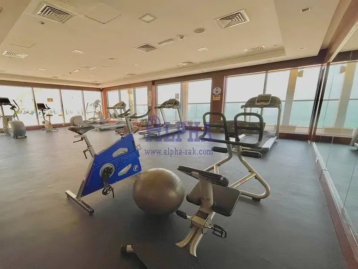 Beautiful View of Gulf Sea! 1 BR Unfurnished!-7-7
