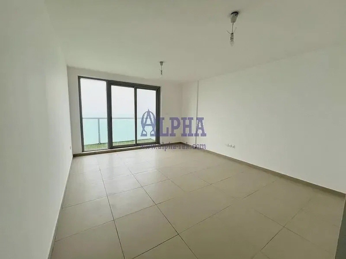 Beautiful View of Gulf Sea! 1 BR Unfurnished!-6-6