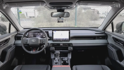 2026 Toyota Rav4 Adventure 2.5L AT Hybrid (White-Black)-11