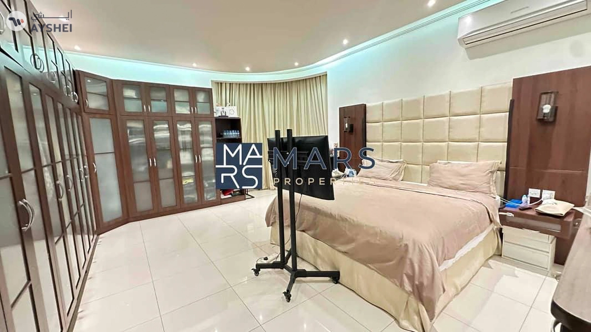 🏡 Luxurious 7-Bedroom Villa for Sale in Al Ramaqiya, Sharjah | AED 8,000,000 🌟