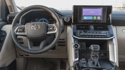 2026 Toyota Land Cruiser GXR 3.3L AT Diesel (Black-Beige) Basic-4