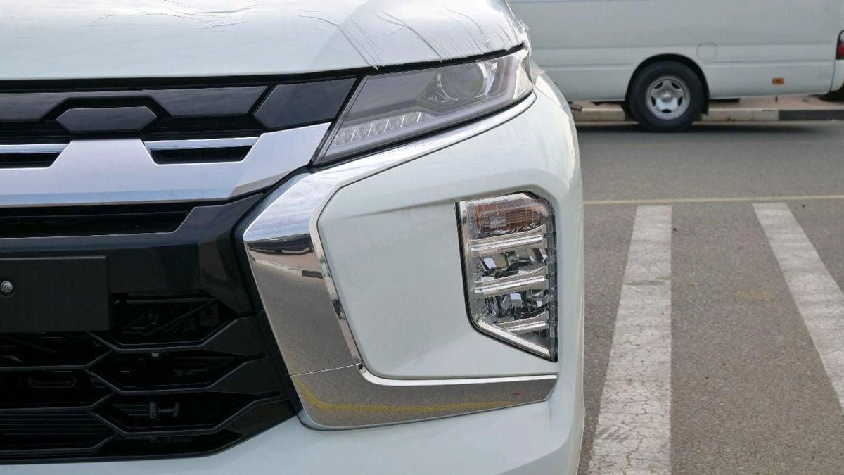Mitsubishi Montero Sport MONTERO SPORT 3.0L FULL OPTION