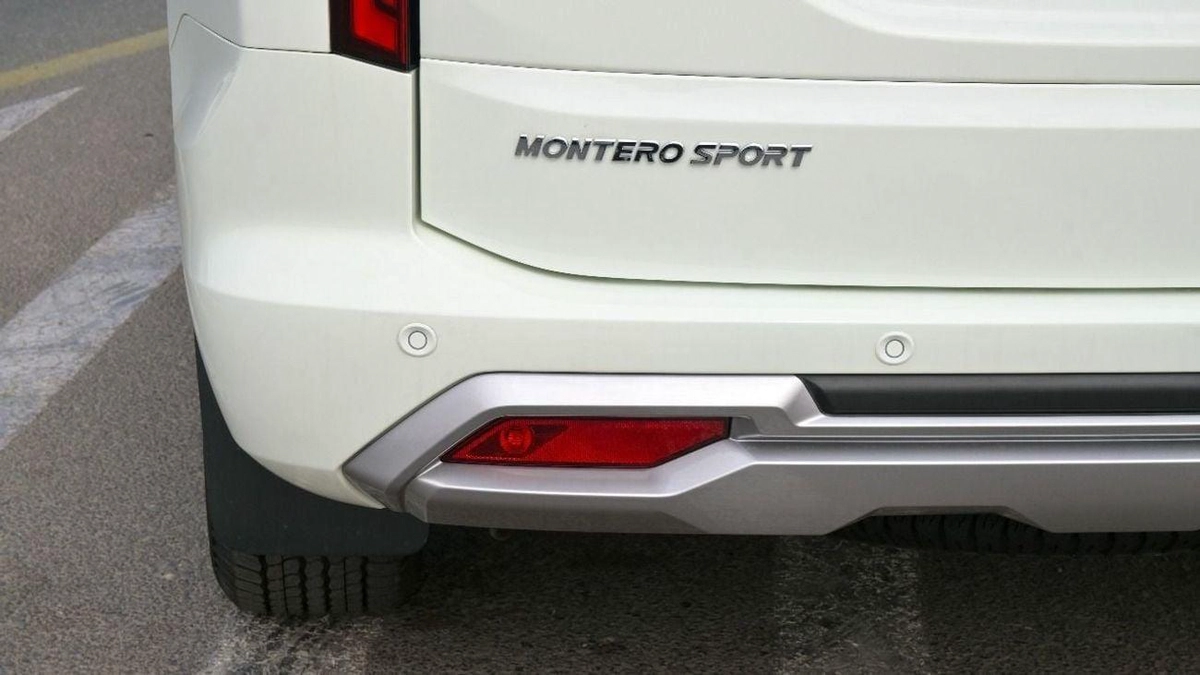 Mitsubishi Montero Sport MONTERO SPORT 3.0L FULL OPTION