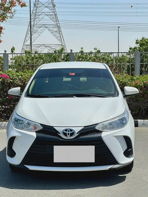 592/- AED Toyota Yaris 2022 1.5L || GCC Specs ||Accident Free100% Low  KM