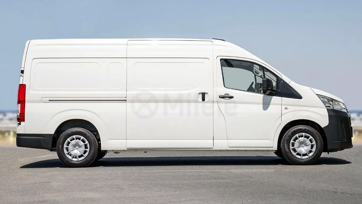 Toyota Hiace TOYOTA HIACE HR CARGO VAN-6-0