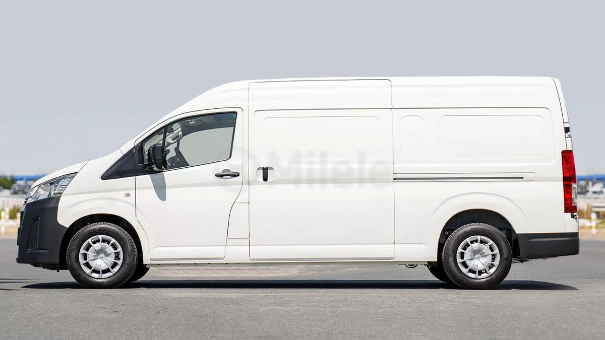 Toyota Hiace TOYOTA HIACE HR CARGO VAN-7-0