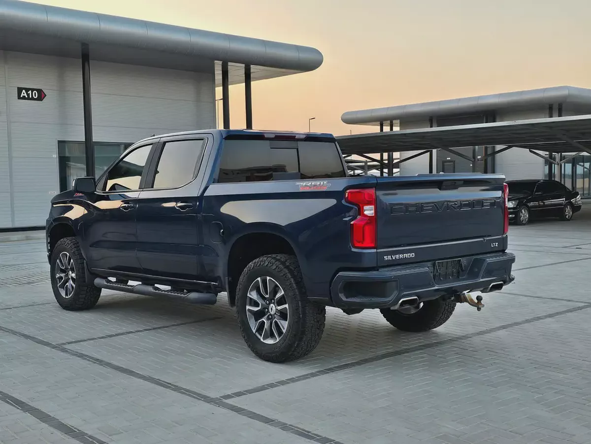 2021 Chevrolet Silverado LTZ - American Specs - Premium Condition-6-6